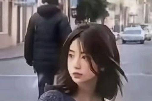 曝胡彦斌女友整容似换脸！鼻子下巴每年不一样原生脸曝光认不出